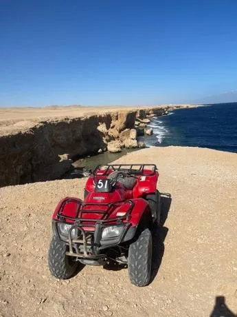 Unvergessliches Quad-Abenteuer in der Makadi-Wüste und am Strand